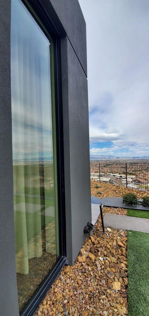 Corner window wall cleaned at a modern Las Vegas home